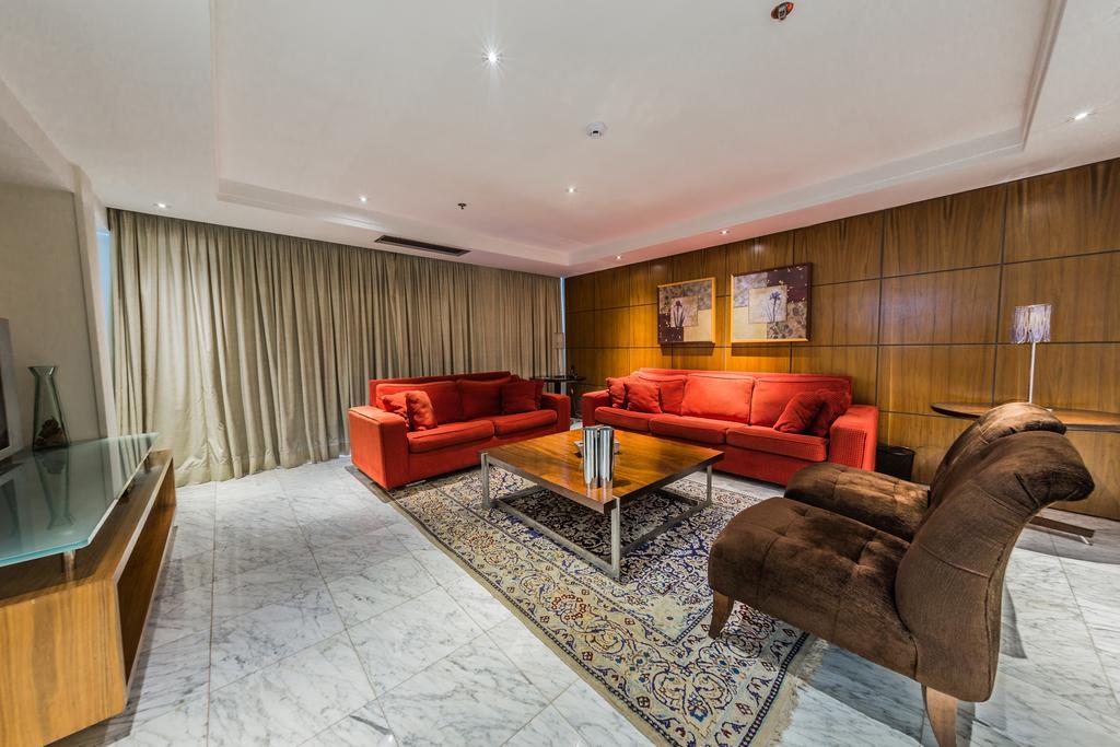 Grand Bittar Hotel Brasilia Esterno foto A living room in a suite at the hotel